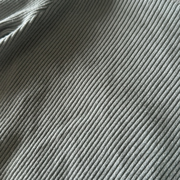 Abercrombie Crop Tank & Cardigan Set - Sage Green 🍃 - Picture 5 of 8